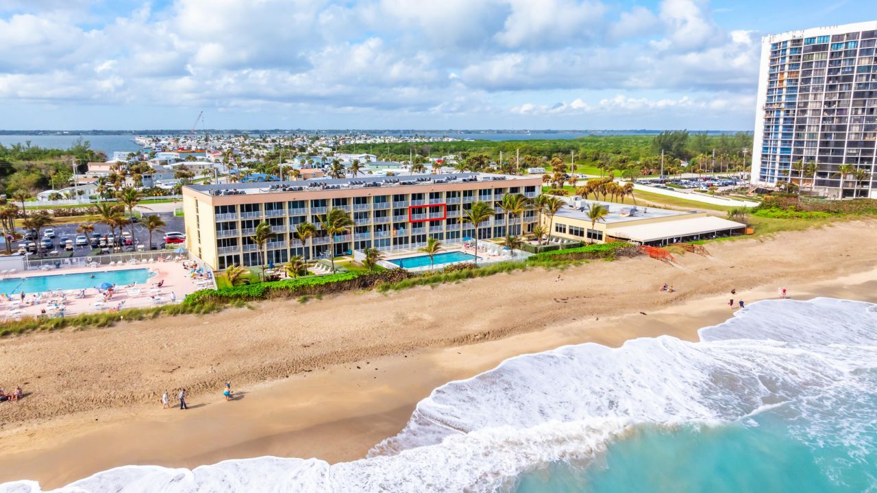 9800 S Ocean Drive, Unit 304, Jensen Beach, FL 34957 Photo