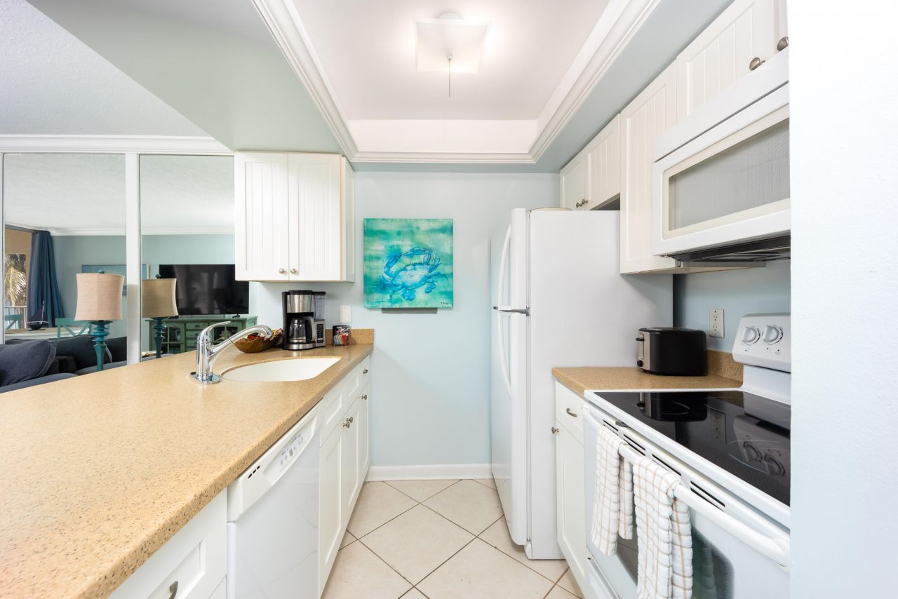9800 S Ocean Drive, Unit 304, Jensen Beach, FL 34957 Photo