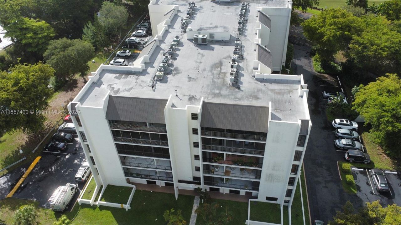 14201 SW 66th St, Unit 306, Miami, FL 33183 Photo