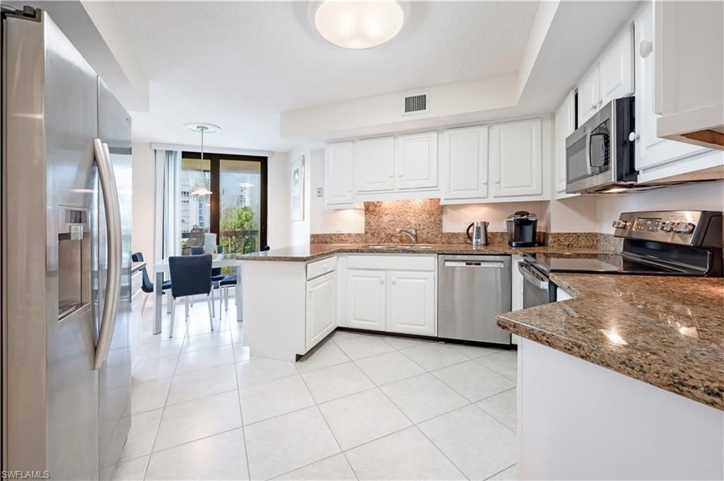 4551 Gulf Shore Blvd N, Unit 306, Naples, FL 34103 Photo