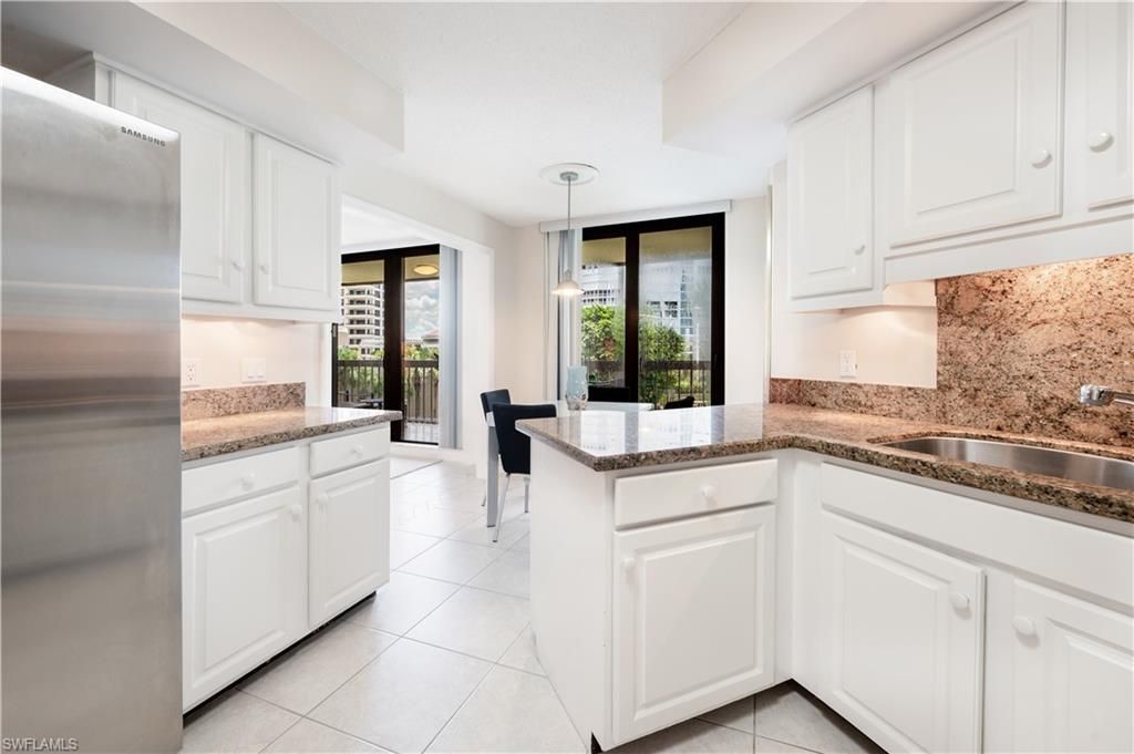 4551 Gulf Shore Blvd N, Unit 306, Naples, FL 34103 Photo