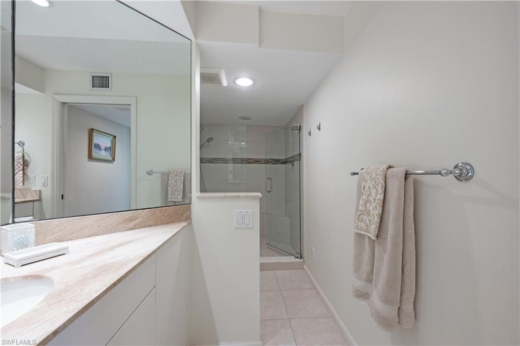 4551 Gulf Shore Blvd N, Unit 306, Naples, FL 34103 Photo