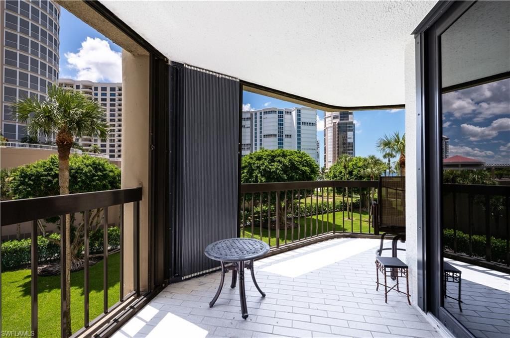 4551 Gulf Shore Blvd N, Unit 306, Naples, FL 34103 Photo