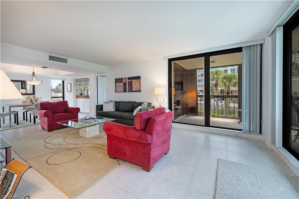 4551 Gulf Shore Blvd N, Unit 306, Naples, FL 34103 Photo