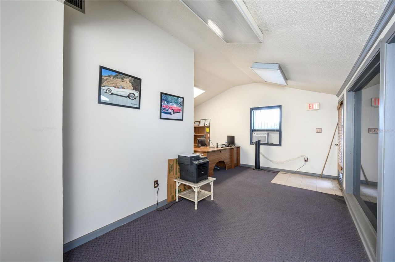 377 E State Road 434, Longwood, FL 32750 Photo