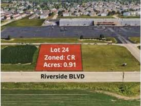 7280 E Riverside Blvd, Loves Park, IL 61111