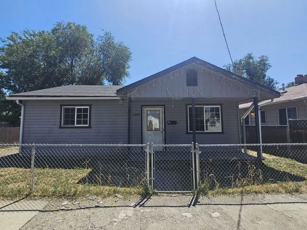 2240 Eberlein Avenue, Klamath Falls, OR 97601