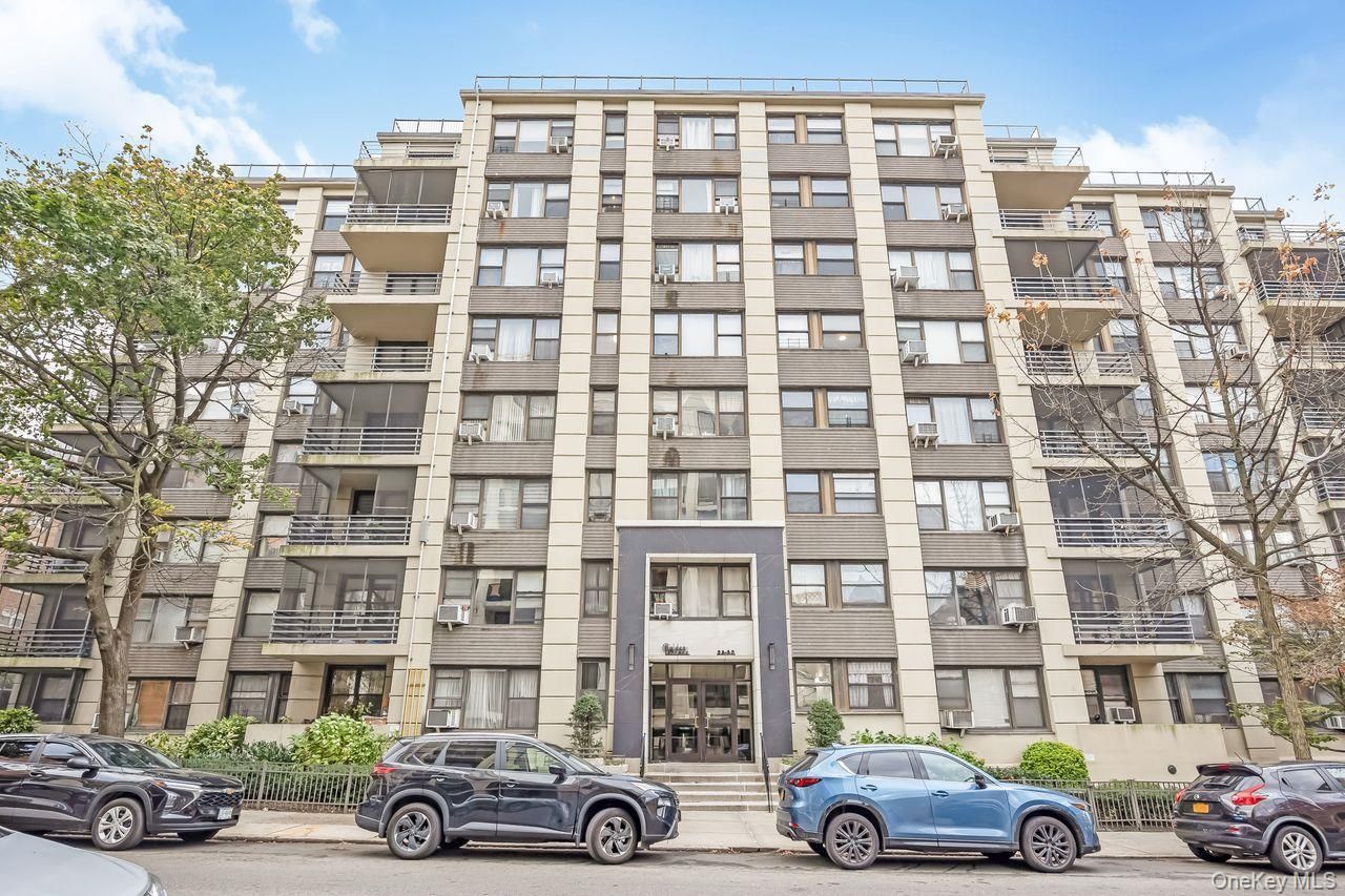 9850 63rd Drive, Unit 1F, Rego Park, NY 11374 Main Photo