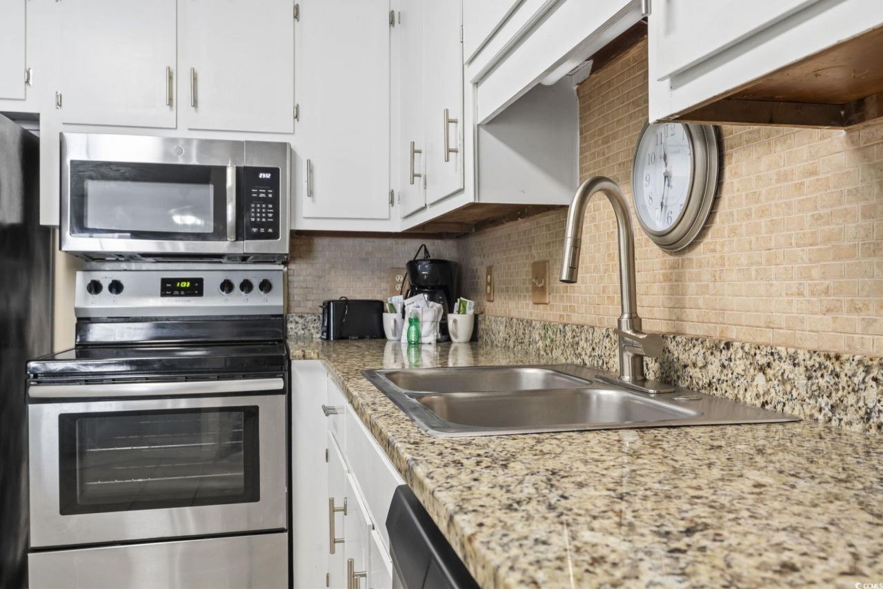 2805 N Ocean Blvd. Photo 5