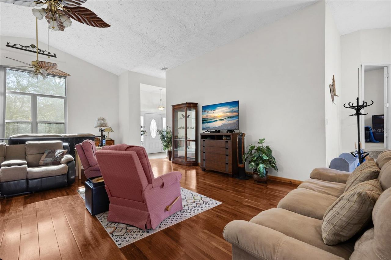 4250 NW 81st Lane, Bell, FL 32619 Photo