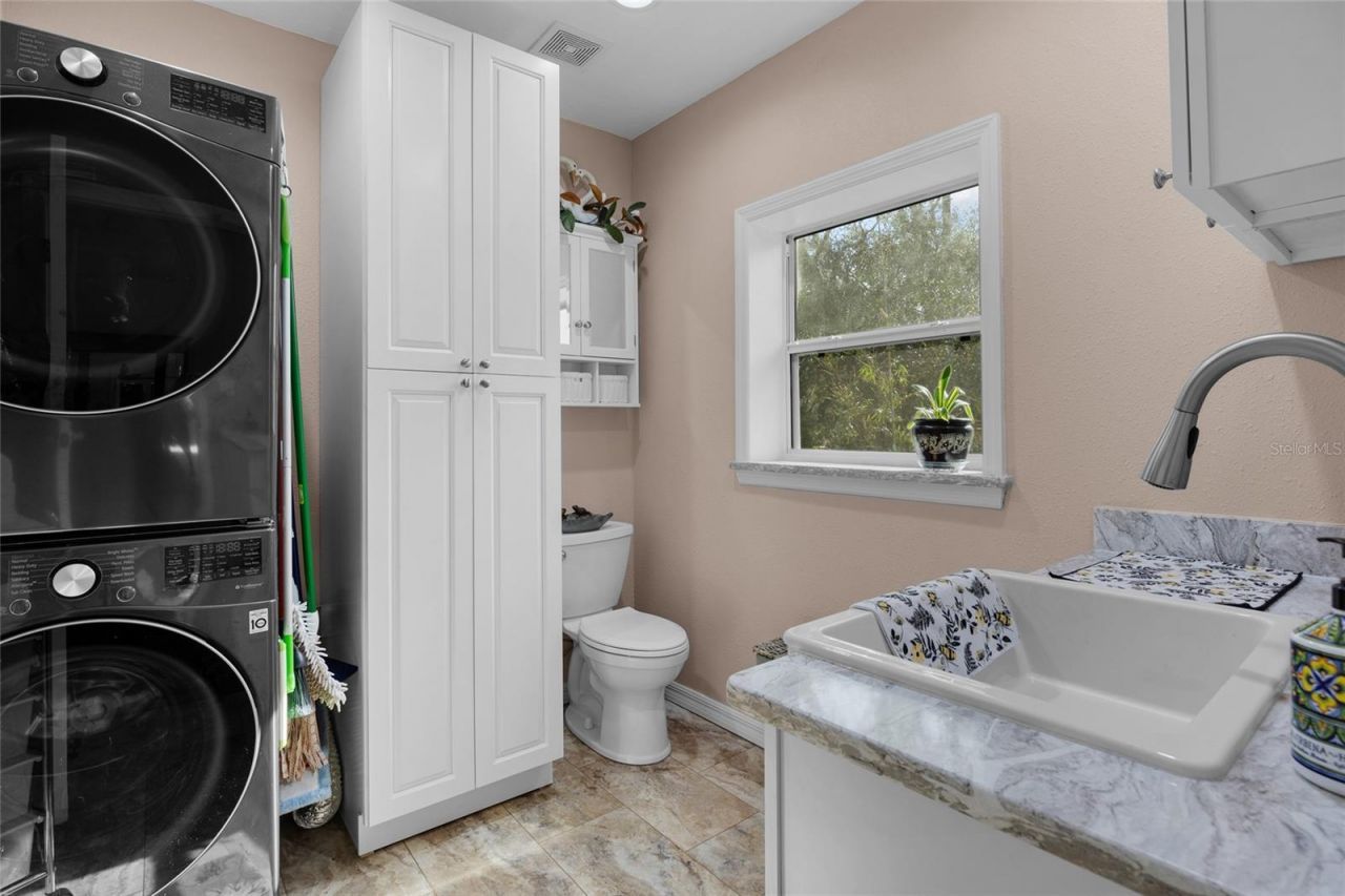 4250 NW 81st Lane, Bell, FL 32619 Photo