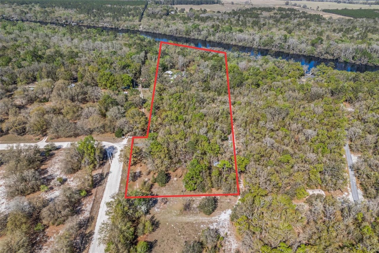 4250 NW 81st Lane, Bell, FL 32619 Photo