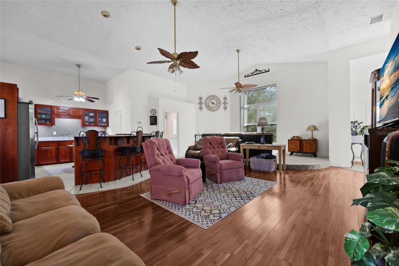 4250 NW 81st Lane, Bell, FL 32619 Photo