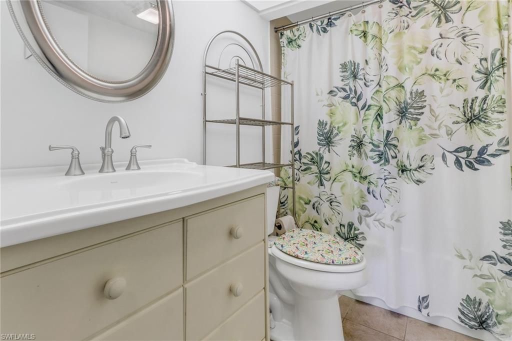 4600 Flagship Dr, Unit 201, Fort Myers, FL 33919 Photo