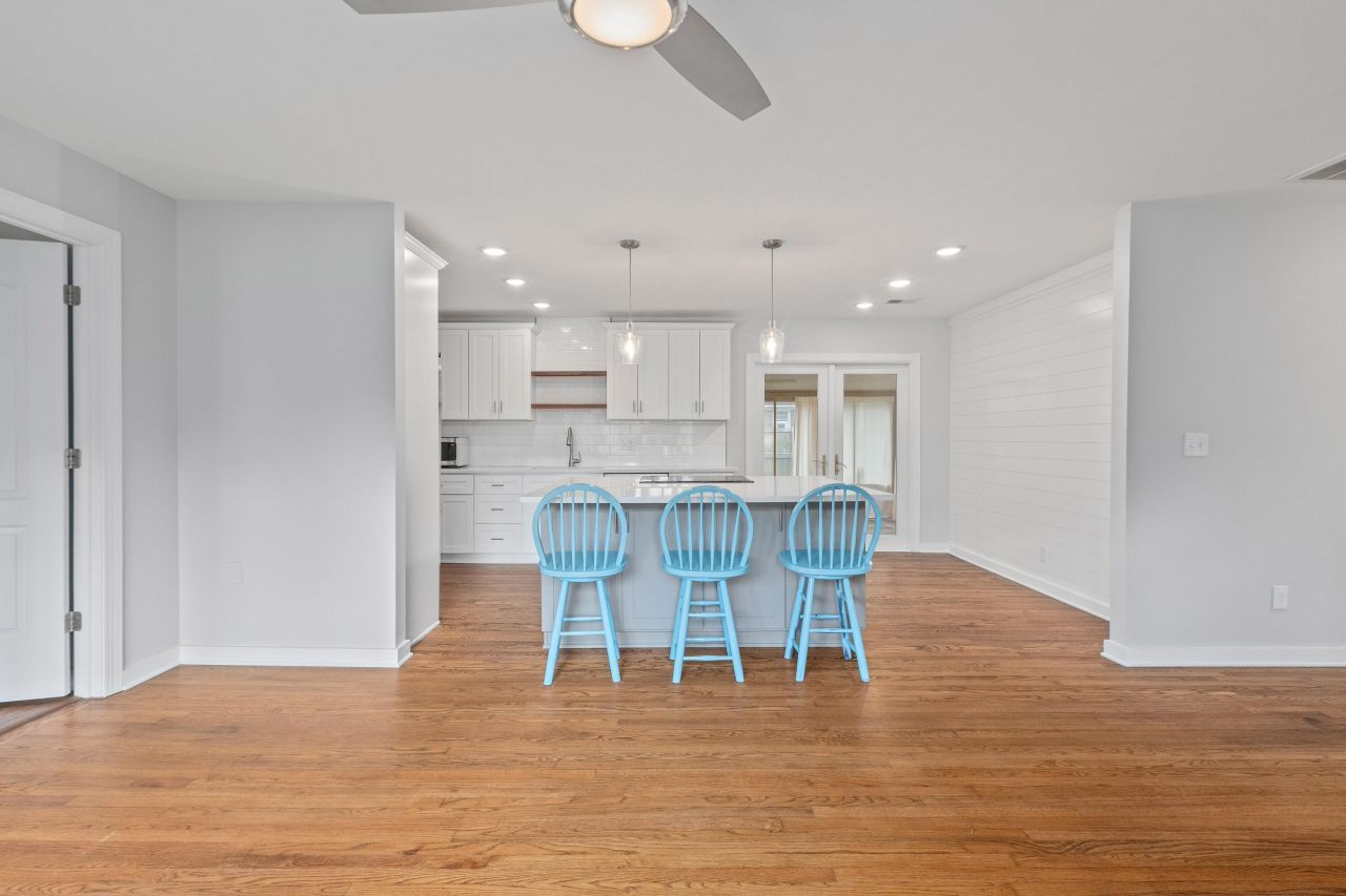 1359 Whitehouse Boulevard Photo 6