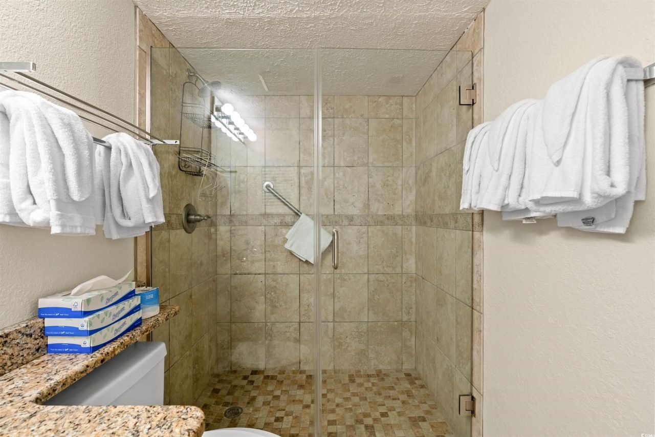 200 N 76th Ave. N Photo 18