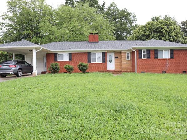 1703 Tyvola Road, Charlotte, NC 28210