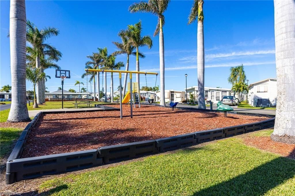 11710 Ariana Dr, Unit 47, Fort Myers, FL 33908 Photo