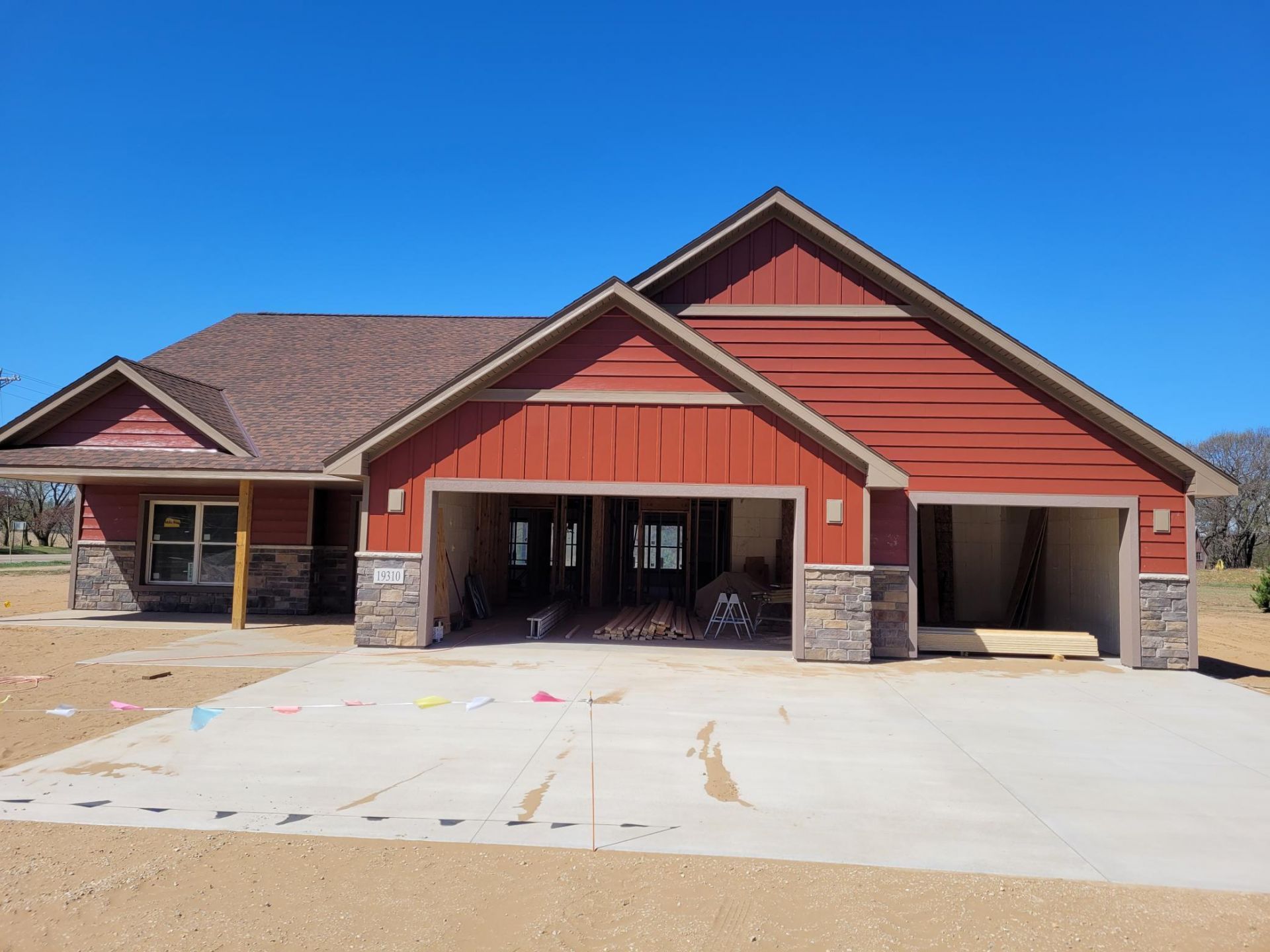 19310 University Avenue NW, Oak Grove, MN 55011