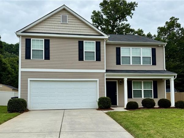 5887 Odenton Lane, Pfafftown, NC 27040
