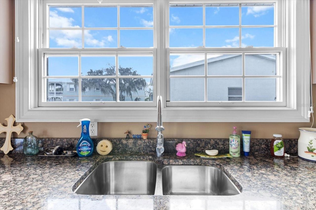 519 NW 7th Avenue, Crystal River, FL 34428 Photo