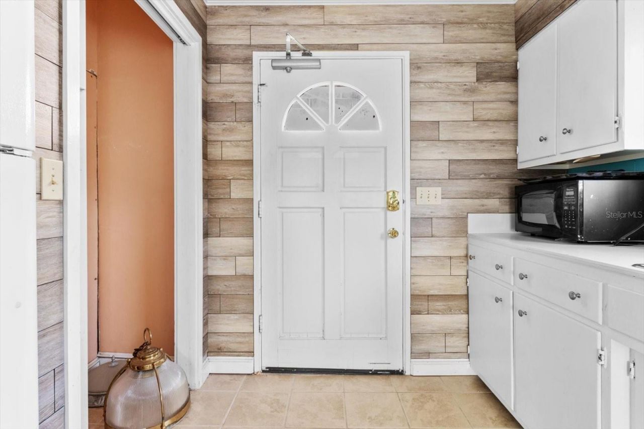 519 NW 7th Avenue, Crystal River, FL 34428 Photo