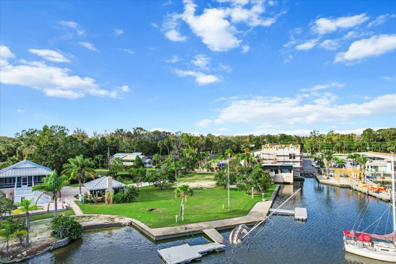 519 NW 7th Avenue, Crystal River, FL 34428 Photo