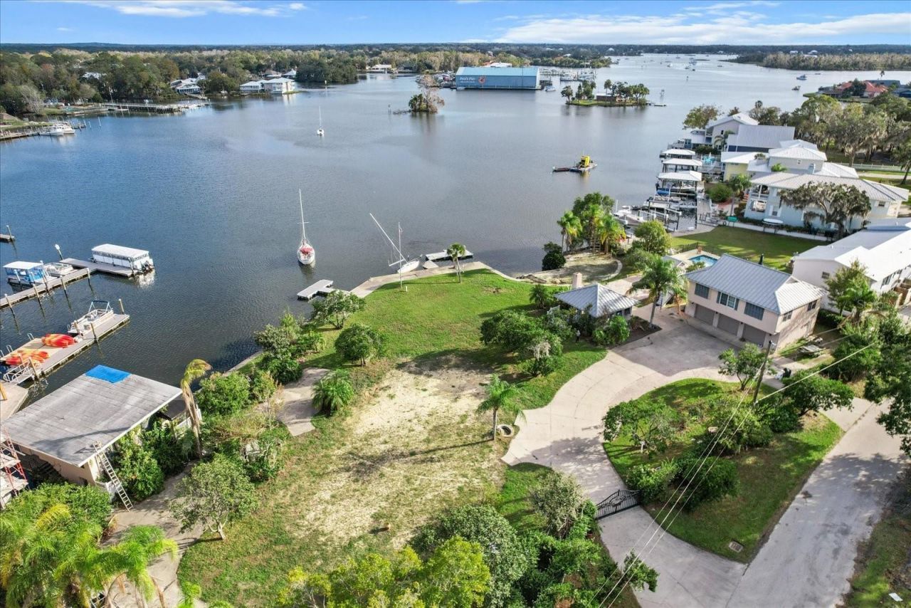 519 NW 7th Avenue, Crystal River, FL 34428 Photo