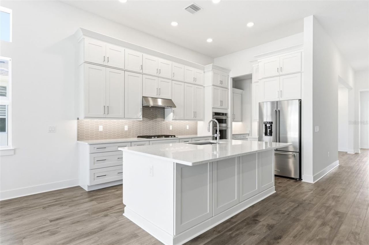 17715 Palmiste Drive, Bradenton, FL 34202 Photo