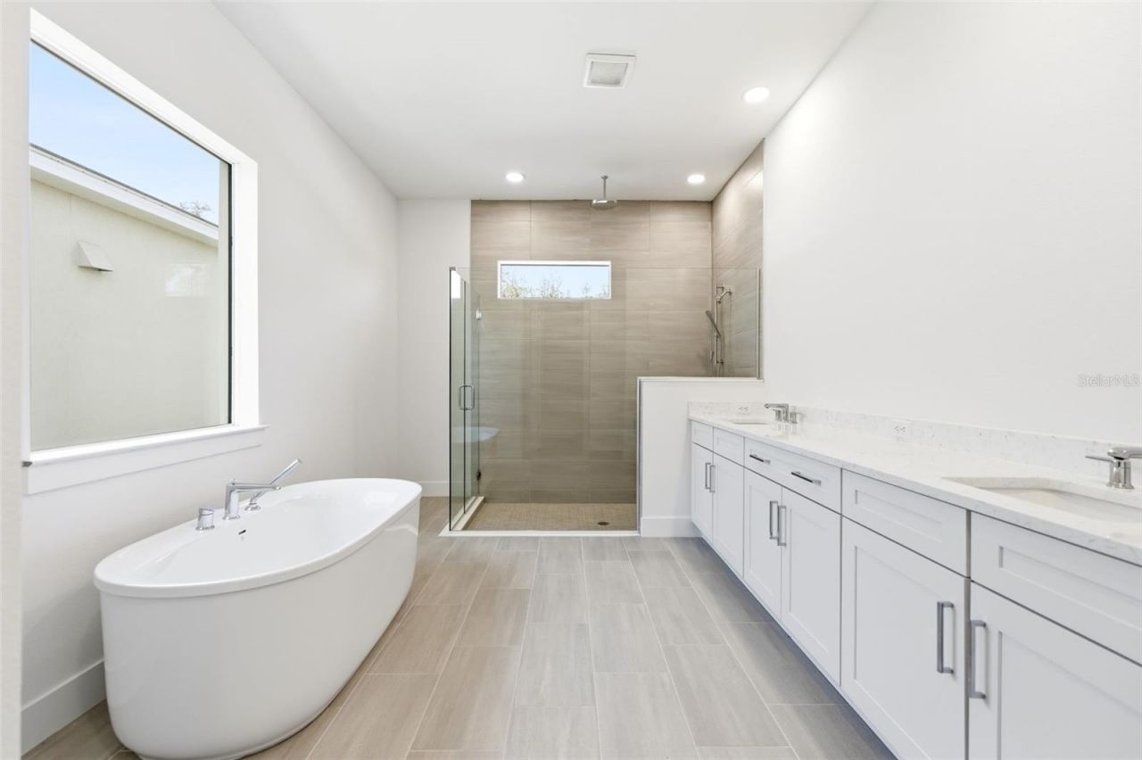 17715 Palmiste Drive, Bradenton, FL 34202 Photo