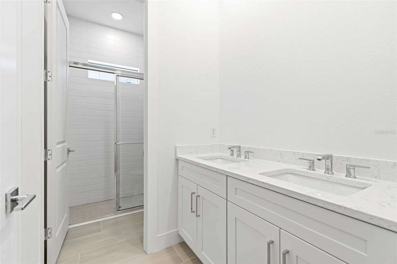 17715 Palmiste Drive, Bradenton, FL 34202 Photo