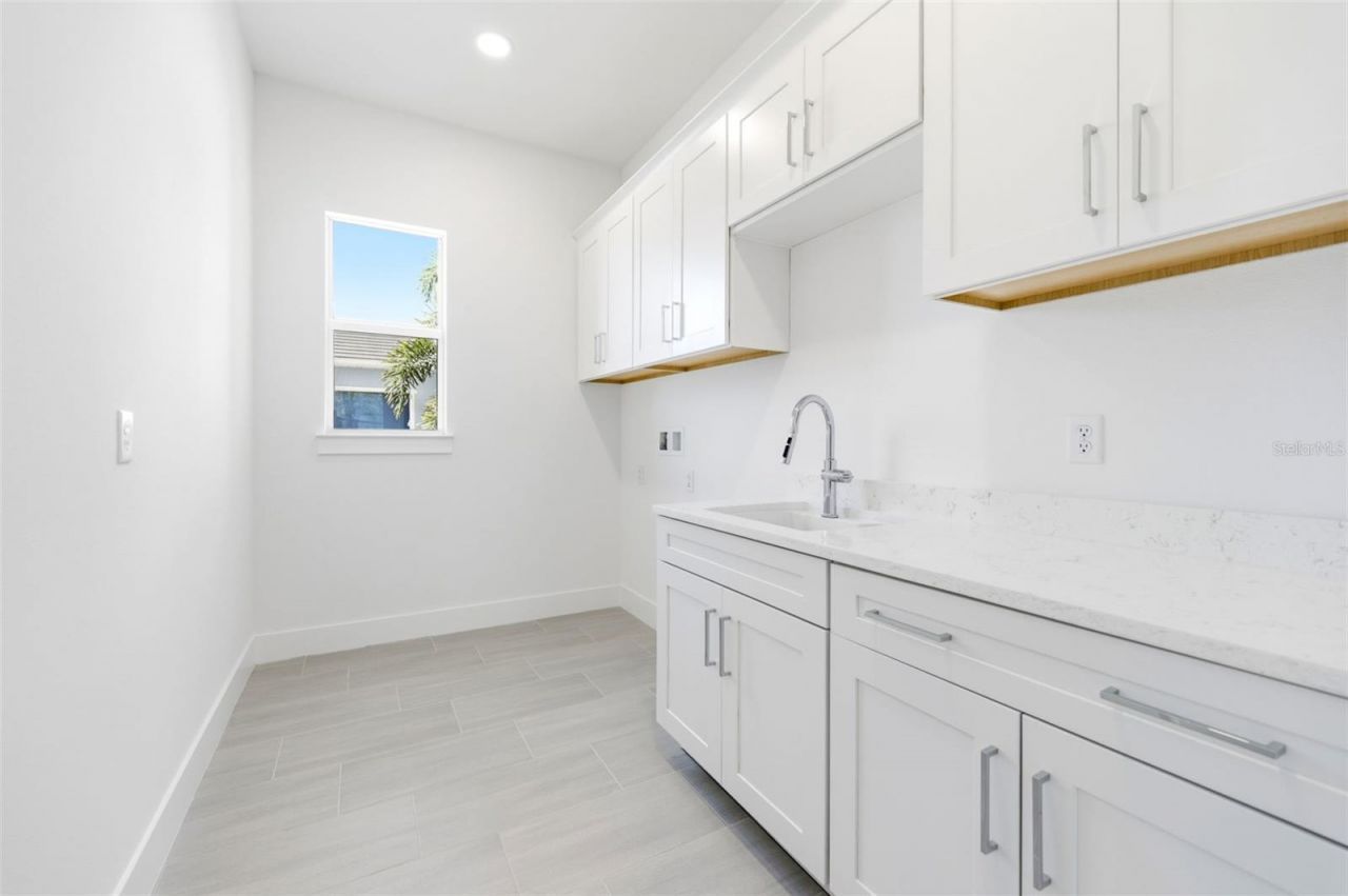 17715 Palmiste Drive, Bradenton, FL 34202 Photo