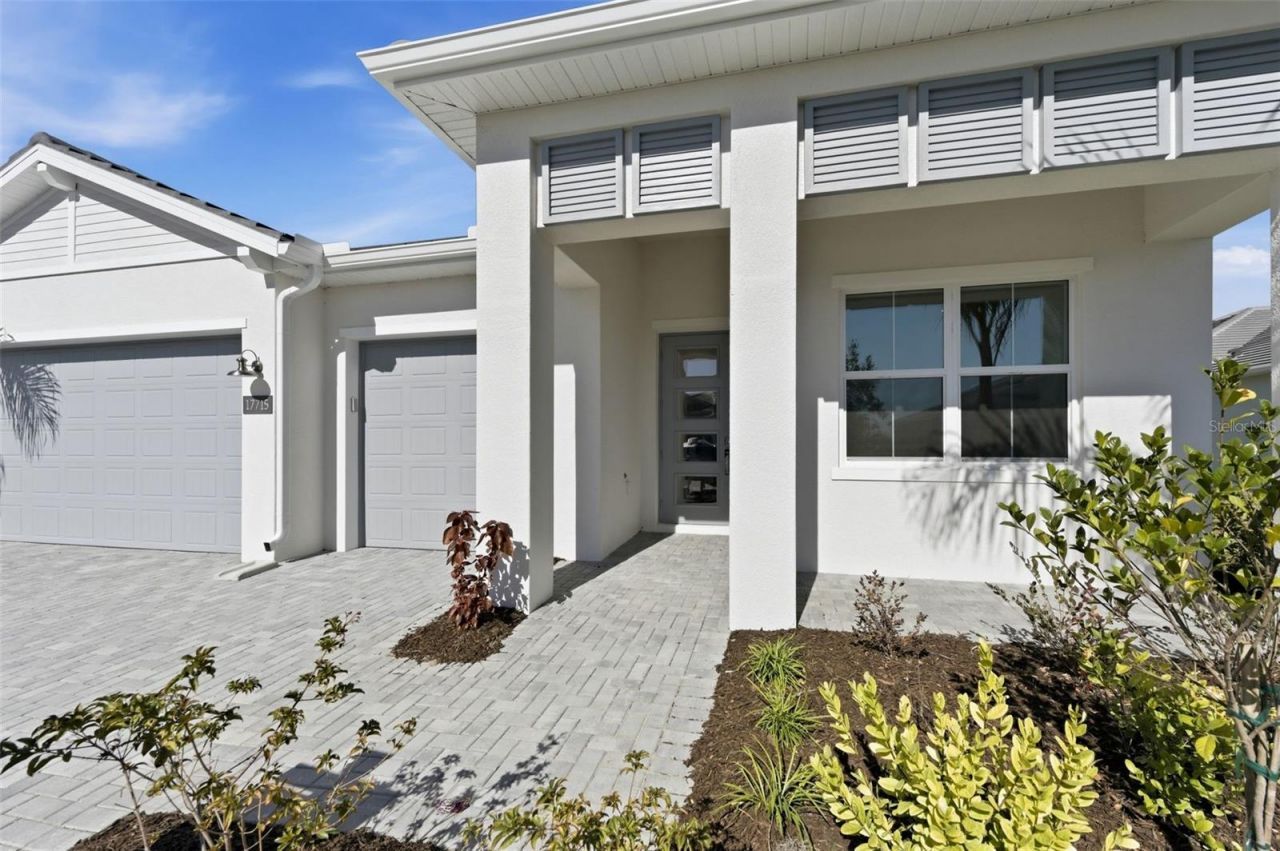 17715 Palmiste Drive, Bradenton, FL 34202 Photo