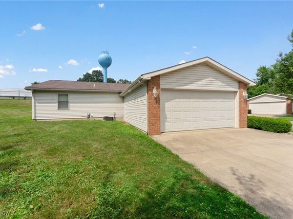 405 Orchard Drive, Leetonia, OH 44431