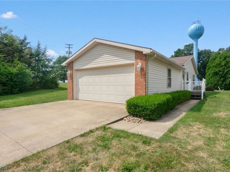405 Orchard Drive, Leetonia, OH 44431 Photo 2