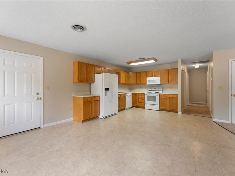 405 Orchard Drive, Leetonia, OH 44431 Photo 9