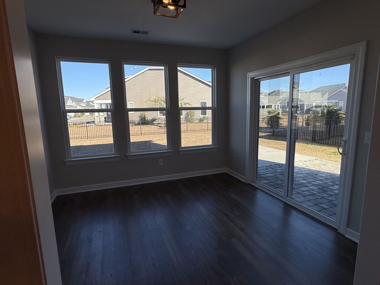 3397 Eversheen Dr. Photo 8