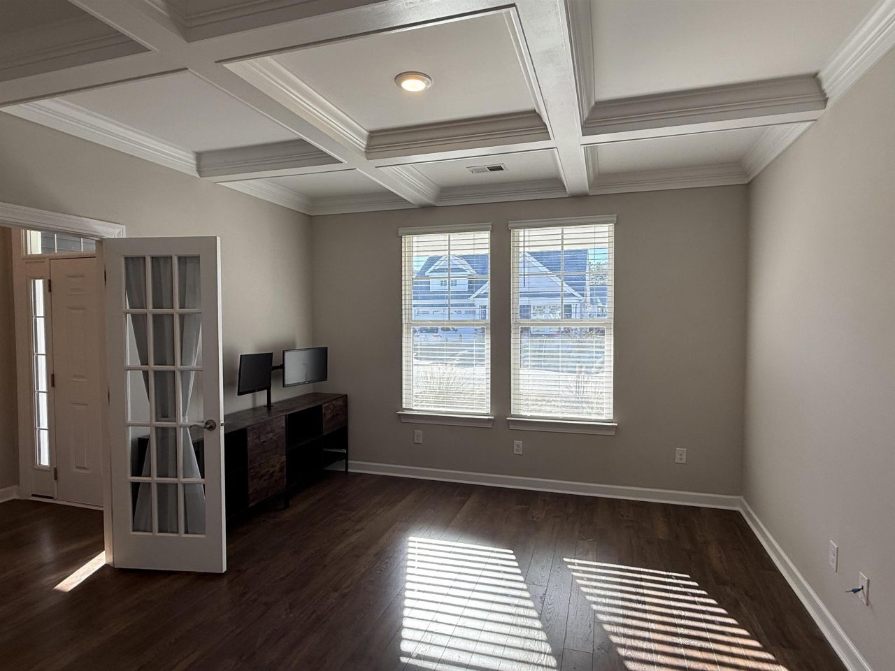 3397 Eversheen Dr. Photo 9