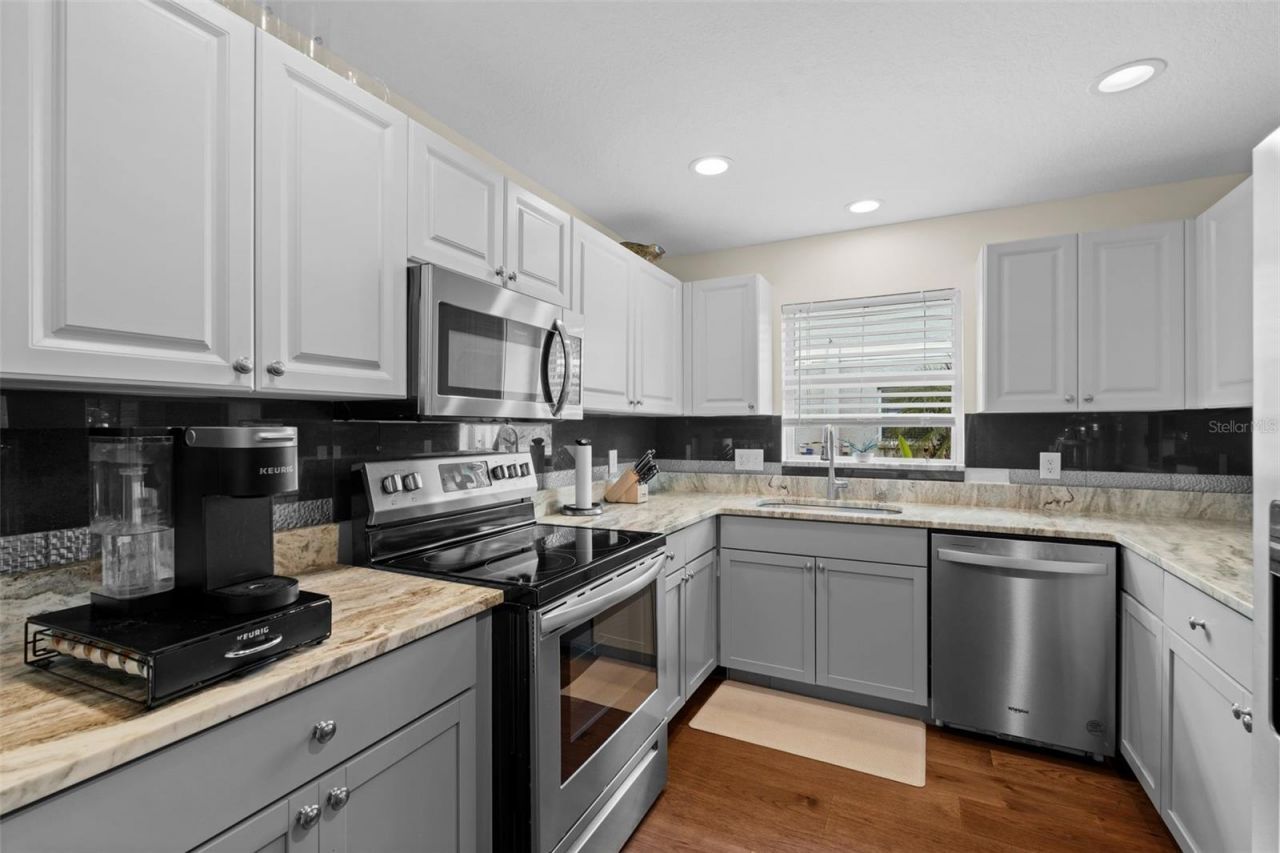 375 Bobby Jones Road, Unit 375, Sarasota, FL 34232 Photo