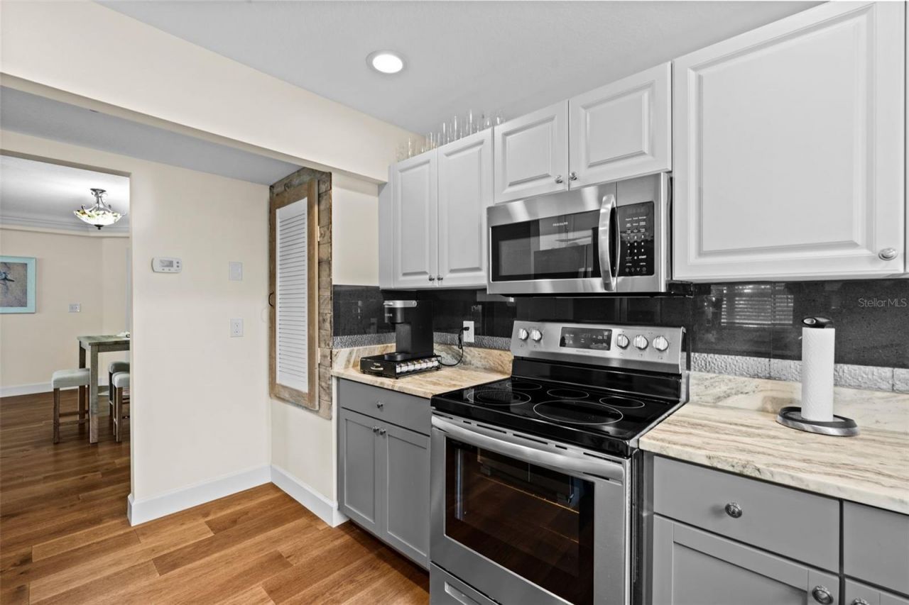 375 Bobby Jones Road, Unit 375, Sarasota, FL 34232 Photo