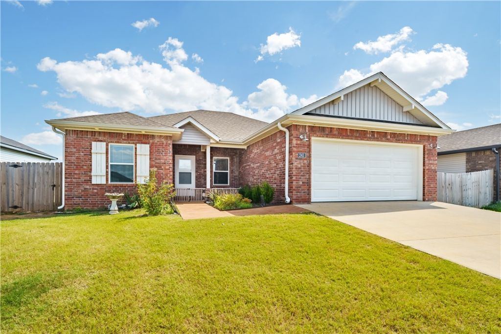 241 Williams Court, Centerton, AR 72713 Main Photo