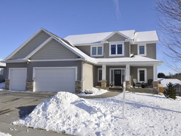 1882 Kerry Drive NE, Rochester, MN 55906