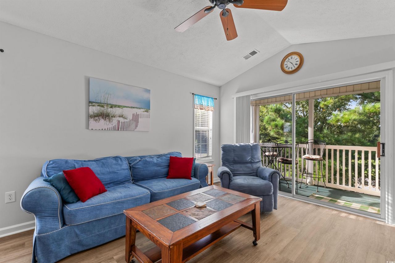 440 Red River Ct. Photo 11