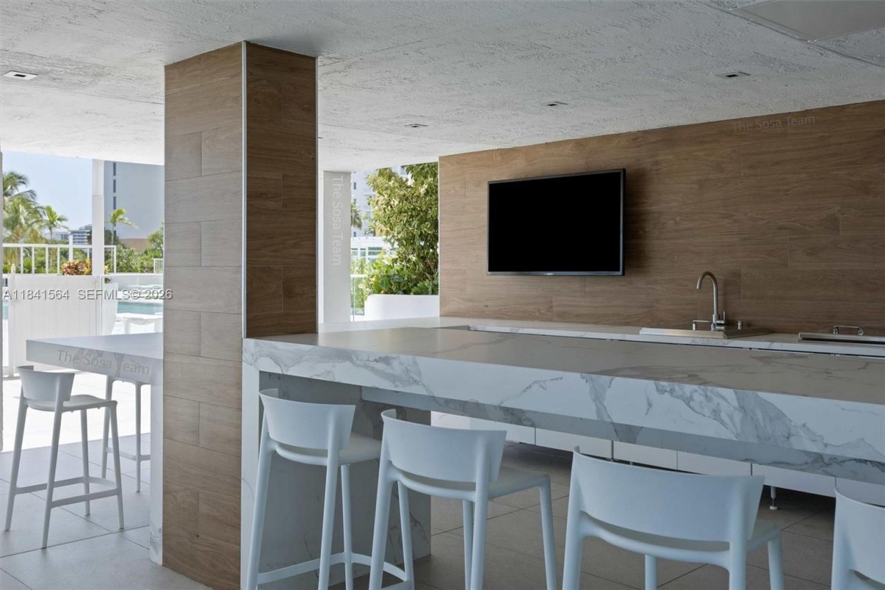 770 Claughton Island Dr, Unit 1104, Miami, FL 33131 Photo