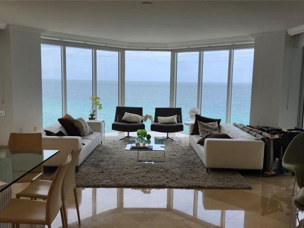 19111 Collins Ave, Unit 701, Sunny Isles Beach, FL 33160