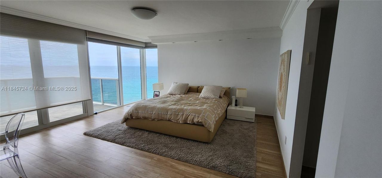 19111 Collins Ave, Unit 701, Sunny Isles Beach, FL 33160 Photo