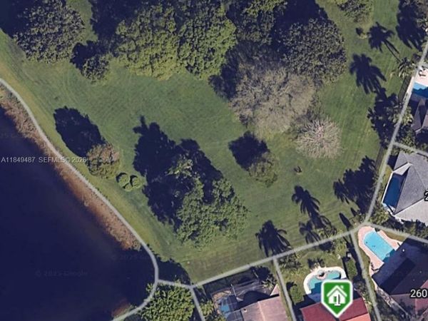 2613 Oakbrook Dr, Weston, FL 33332