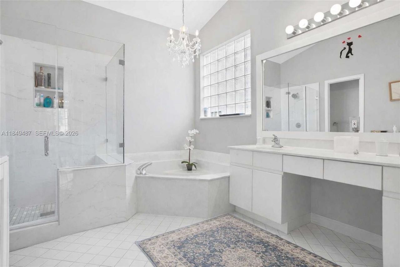 2613 Oakbrook Dr, Weston, FL 33332 Photo