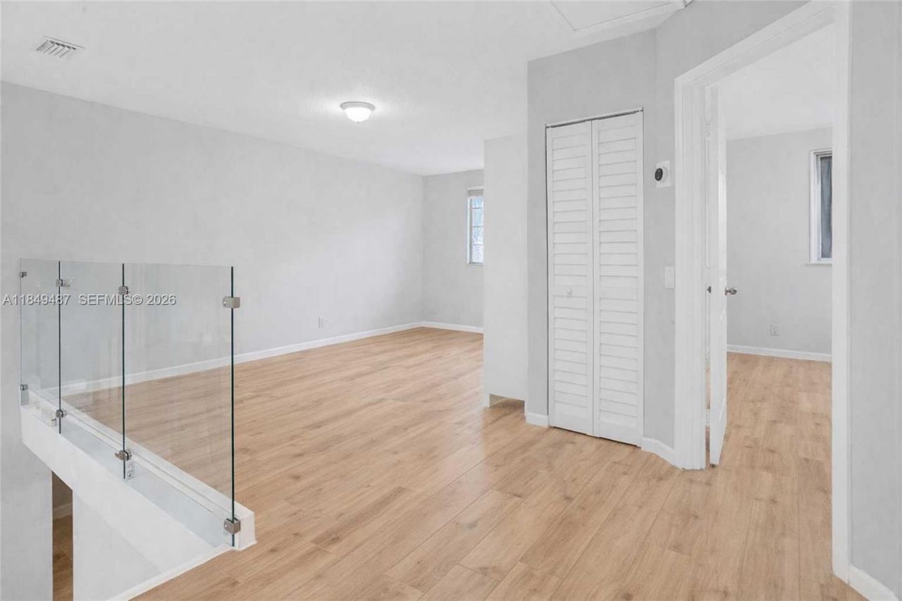 2613 Oakbrook Dr, Weston, FL 33332 Photo