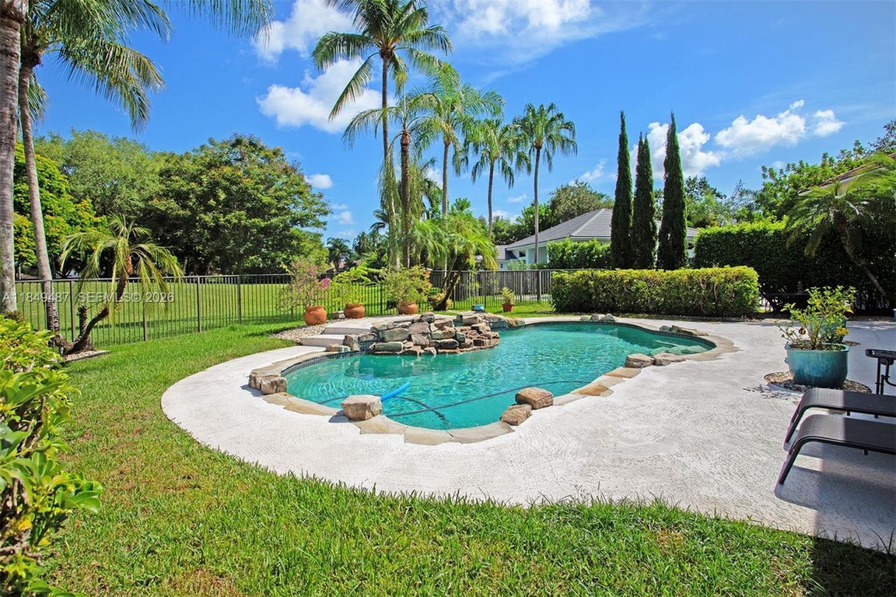 2613 Oakbrook Dr, Weston, FL 33332 Photo